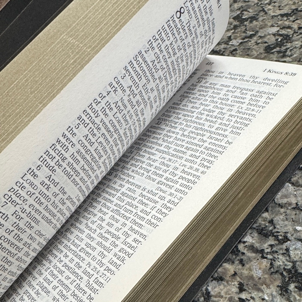 Leather Black Holy Bible EUC - Picture 7 of 9